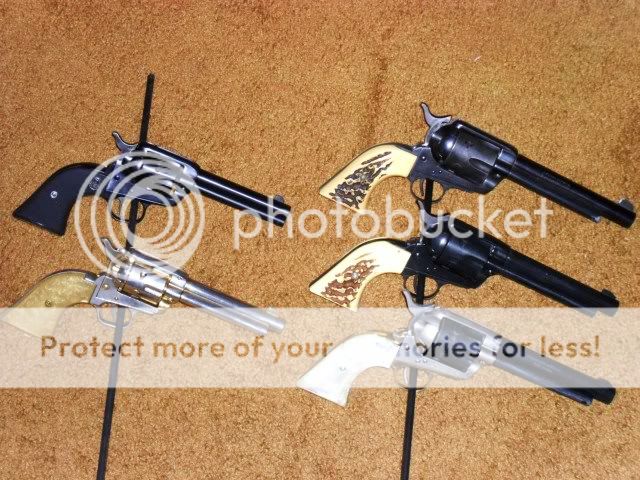 Revolvers011-1.jpg