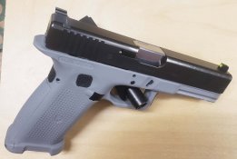 greywolf9mm.jpg