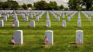 Memorial-Day-e1716580609800-2598636679.jpg